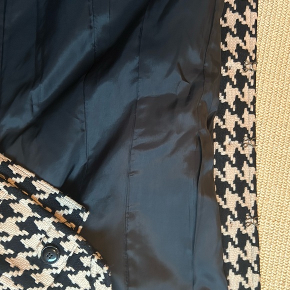 Black & Tan Houndstooth Coat by Sigrid Olsen - Picture 8 of 10